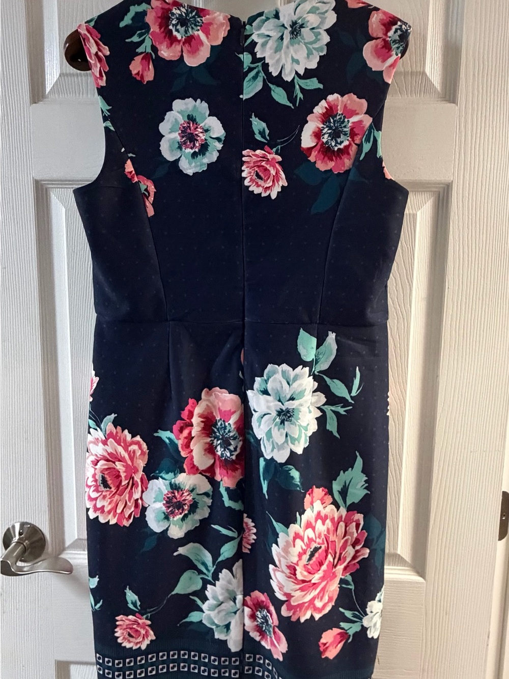 Women’s Navy Floral Sleeveless Dress -with Flowers